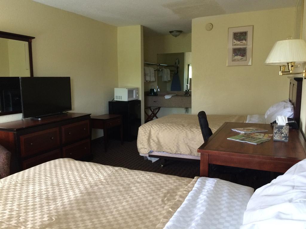 Knights Inn Augusta Fort Gordon Стая снимка